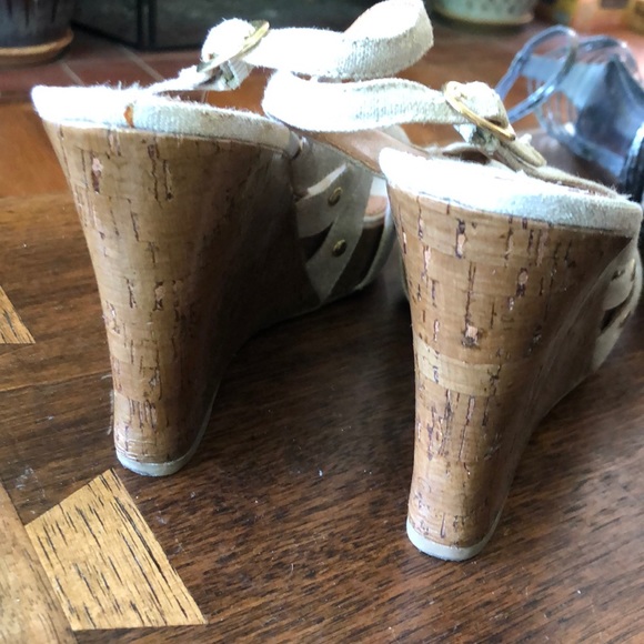Steve Madden gold linen cork wedges - Picture 3 of 7